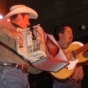 Los Desperadoz - List pictures