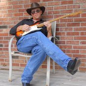 Don Whitaker - List pictures