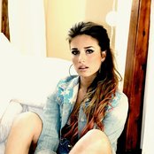 Jessie James Decker - List pictures