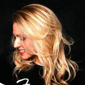 Crystal Hoyt - List pictures