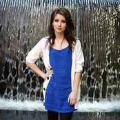 Emma Roberts - List pictures