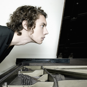 Francesco Tristano - List pictures