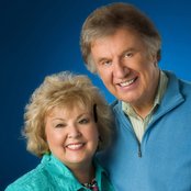 Bill And Gloria Gaither - List pictures