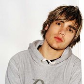 Charlie Simpson - List pictures