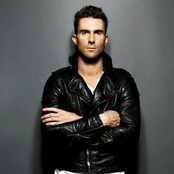 Adam Levine - List pictures