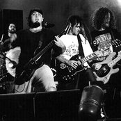 Raimundos - List pictures