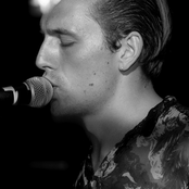 Gabriel Bruce - List pictures