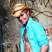 Adam Gregory - List pictures