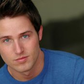 Joshua David Evans - List pictures