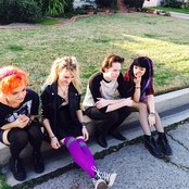Hey Violet - List pictures