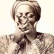 Gaynor Gloria - List pictures