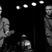 Secret Shine - List pictures