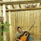 Armandinho - List pictures