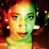 Cold Specks - List pictures