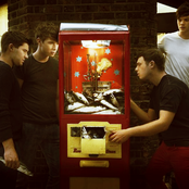 Everything Everything - List pictures