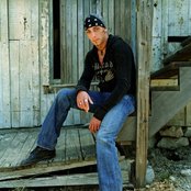 Trent Tomlinson - List pictures