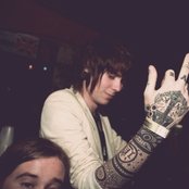 Never Shout Never - List pictures