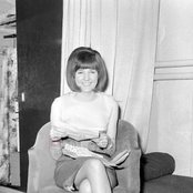 Cilla Black - List pictures