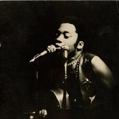 Milton Nascimento - List pictures