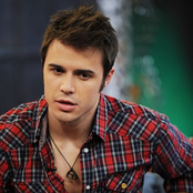 Kris Allen - List pictures