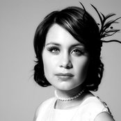 Anna Abreu - List pictures