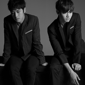 Tohoshinki - List pictures