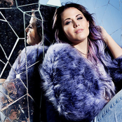 Molly Sandén - List pictures