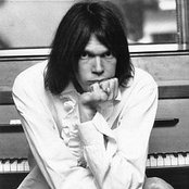 Neil Young - List pictures