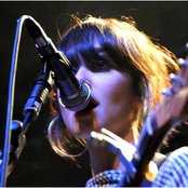 Howling Bells - List pictures