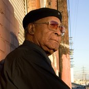 Phillip Walker - List pictures