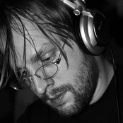 Stewart Walker - List pictures