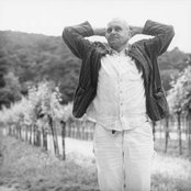 Hans-joachim Roedelius - List pictures