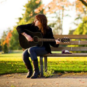 Hannah Georgas - List pictures