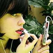 Javiera Mena - List pictures