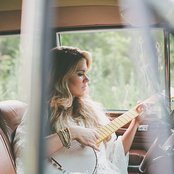 Ruthie Collins - List pictures