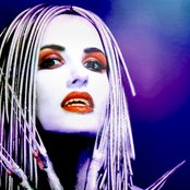 Lian Ross - List pictures