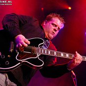 Danny Bryant - List pictures