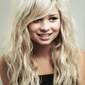Nina Nesbitt - List pictures