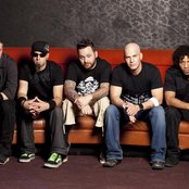 Evans Blue - List pictures