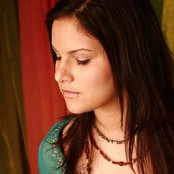 Marie Miller - List pictures