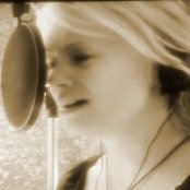 Louise Hoffsten - List pictures