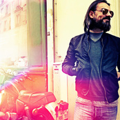 Mr. Flash - List pictures