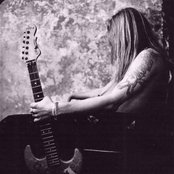 Jerry Cantrell - List pictures