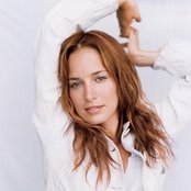 Chantal Kreviazuk - List pictures