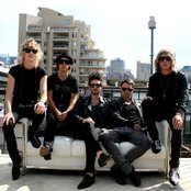 Amy Meredith - List pictures