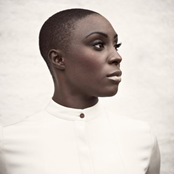 Laura Mvula - List pictures