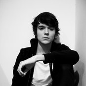 Madeon - List pictures