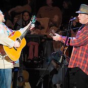 The Stills-young Band - List pictures