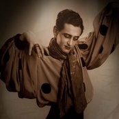 Miguel De Molina - List pictures