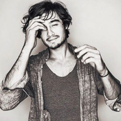 Tiago Iorc - List pictures